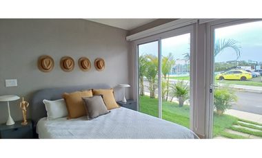 Venta apartamento. Playa Caracol, Brisas del Mar, Chame