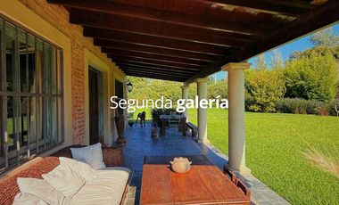 CASA 6 AMBIENTES EN VENTA, BARRIO LA RETAMA, MANZANARES