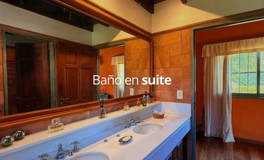 CASA 6 AMBIENTES EN VENTA, BARRIO LA RETAMA, MANZANARES