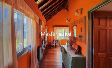 CASA 6 AMBIENTES EN VENTA, BARRIO LA RETAMA, MANZANARES