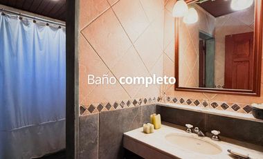 CASA 6 AMBIENTES EN VENTA, BARRIO LA RETAMA, MANZANARES