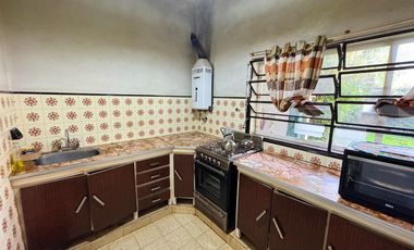 Casa en venta en Victoria ideal para modernizar