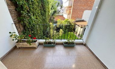 Casa en venta en Victoria ideal para modernizar