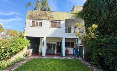 Casa en venta en Victoria ideal para modernizar