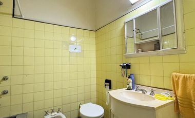 Casa en venta en Victoria ideal para modernizar