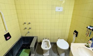 Casa en venta en Victoria ideal para modernizar