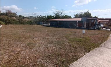 Venta de lote en El Valle Village-Las Uvas- Pma Oeste-JB