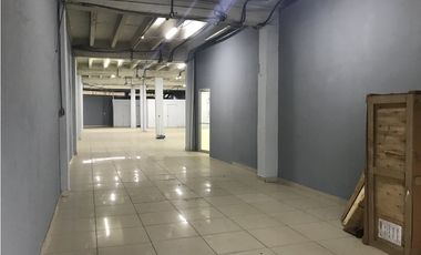 Alquiló depósito galera Fernandez de Córdova