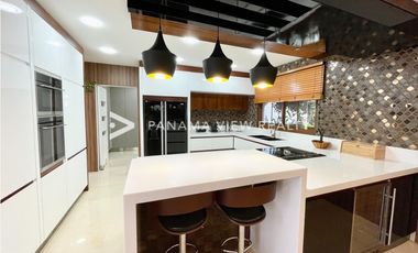 CAMINO DE CRUCES / CLAYTON / VENTA