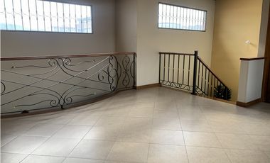 ARRIENDO CASA COMERCIAL 250 M2 - CENTRO HISTORICO - CHA