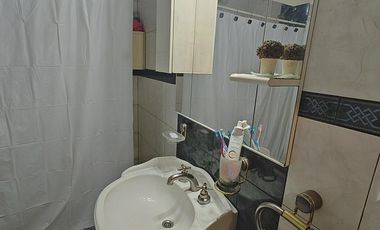 Casa en venta en Isidro Casanova