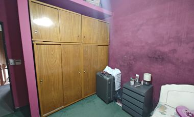 Casa en venta en Isidro Casanova