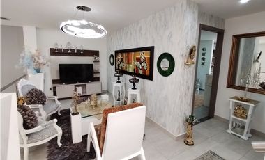 CASA DE LUJO EN VENTA PALMIRA BARRIO LAS MERCEDES  MODERNA AMPLIA