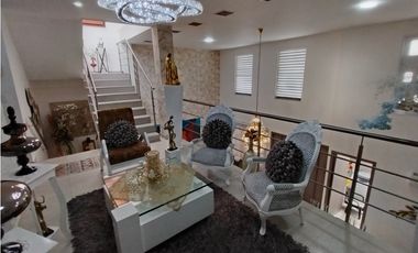 CASA DE LUJO EN VENTA PALMIRA BARRIO LAS MERCEDES  MODERNA AMPLIA