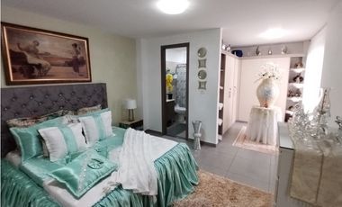 CASA DE LUJO EN VENTA PALMIRA BARRIO LAS MERCEDES  MODERNA AMPLIA