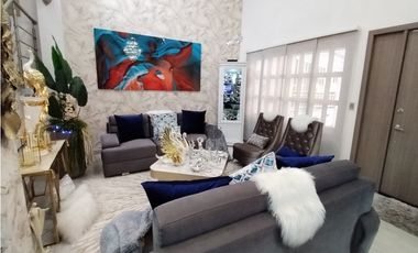 CASA DE LUJO EN VENTA PALMIRA BARRIO LAS MERCEDES  MODERNA AMPLIA