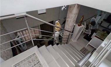 CASA DE LUJO EN VENTA PALMIRA BARRIO LAS MERCEDES  MODERNA AMPLIA