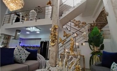 CASA DE LUJO EN VENTA PALMIRA BARRIO LAS MERCEDES  MODERNA AMPLIA