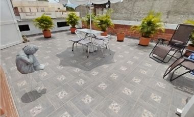 CASA DE LUJO EN VENTA PALMIRA BARRIO LAS MERCEDES  MODERNA AMPLIA