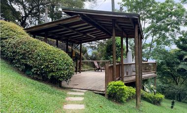 | V E N T A | Apartamento en Envigado sector Las Brujas.