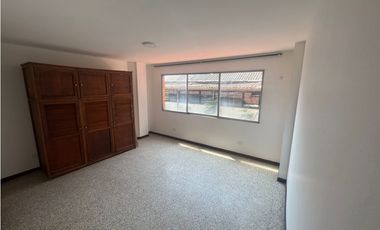 Se Arrienda Apartaestudio en el Parque de Sabaneta