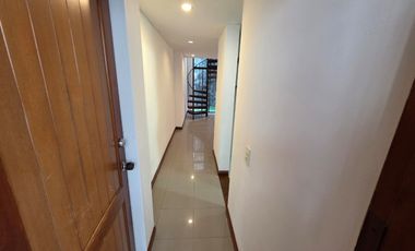 Apto Duplex - Edificio Cateb