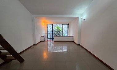 Apto Duplex - Edificio Cateb