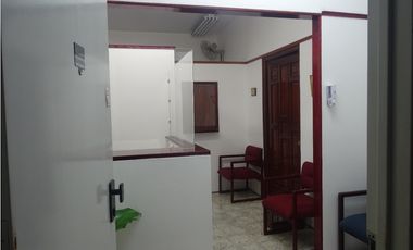 Oficina Totalmente Amoblada en el rea Bancaria, Ciudad de Panamá
