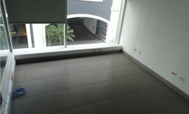 Local comercial de 253.93 m² en el PH Plaza Pacific