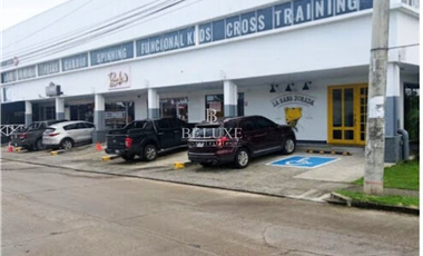 LOCAL COMERCIAL EN BRISAS DEL GOLF EN ALQUILER (20)