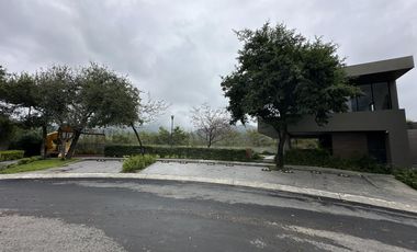 Casa en VENTA o RENTA col privada Altares Carr nacional Santiago - Monterrey