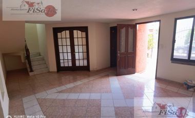 CASA EN  RENTA