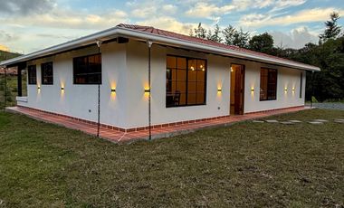 Vendo Casa Campestre para estrenar  San Vicente ferrer Antioquia