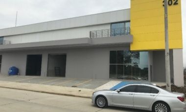 Bodega 500 mts, en alquiler Via Transistmica