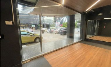 Local Comercial en Calle 50 (ID 13091)