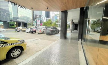 Local Comercial en Calle 50 (ID 13091)