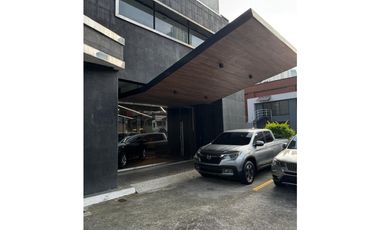 Local Comercial en Calle 50 (ID 13091)