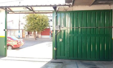 Venta cochera con excelente renta