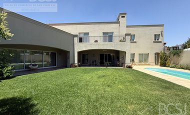 Casa en Capital Barrio Centenario Del Bono