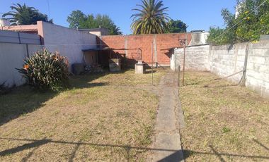 CASA AMERICANA EN VENTA 3 AMBIENTES EN TEMPERLEY