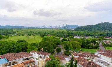 se vende o alquila penthouse en Tucan Country Club & Resort