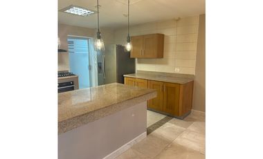 Se vende o alquila casa en Tucan Country Club