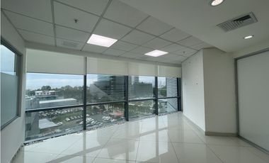Oficina en venta en Costa del Este. Panamá. 25-484.