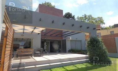 VENTA / ALQUILER CASA 3 DORM - ZONA LASALLE - ZONA NORTE - PILETA - QUINCHO