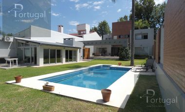 VENTA / ALQUILER CASA 3 DORM - ZONA LASALLE - ZONA NORTE - PILETA - QUINCHO