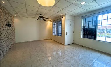 Casa de 196.35m2 en venta en Tocumen, Panamá. 25-8016.