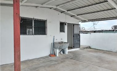 SE VENDE CASA EN EL CRISOL