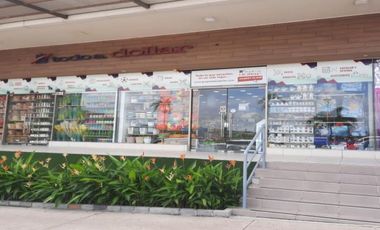 SE VENDE LOCAL COMERCIAL EN CC CHORRERA ONDGO