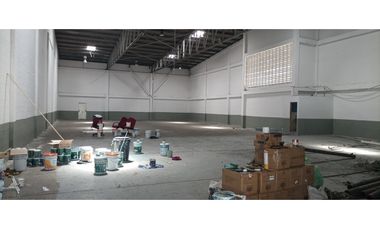 Se Alquilan Bodegas desde 300M2 hasta 3000m2 en Juan Diaz