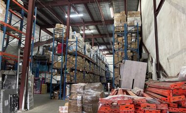 SE ALQUILAN BODEGAS EN MILLA 9